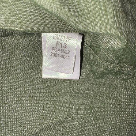 Women’s ExOfficio long sleeve performance button up shirt. - Picture 4 of 7